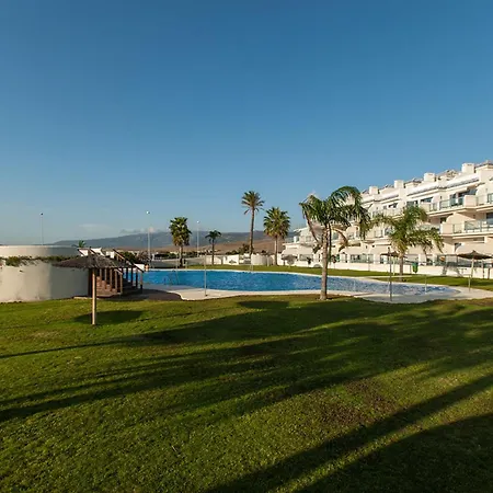 Livingtarifa La Marea アパート *